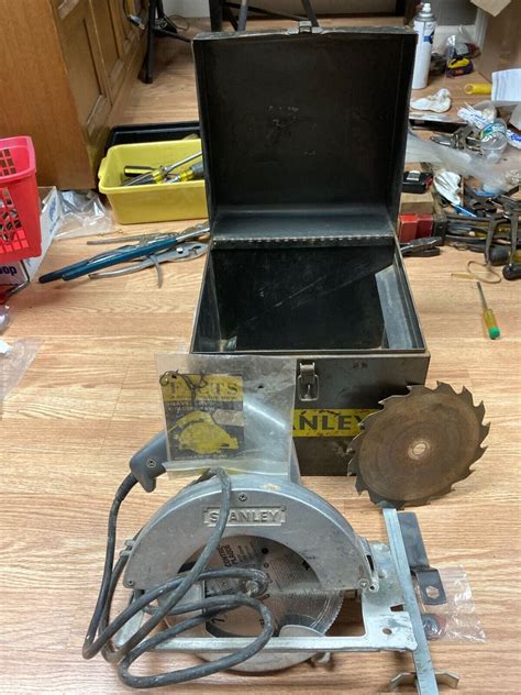 Vintage Stanley Circular Saw W272 Metal Box Case Toolbox